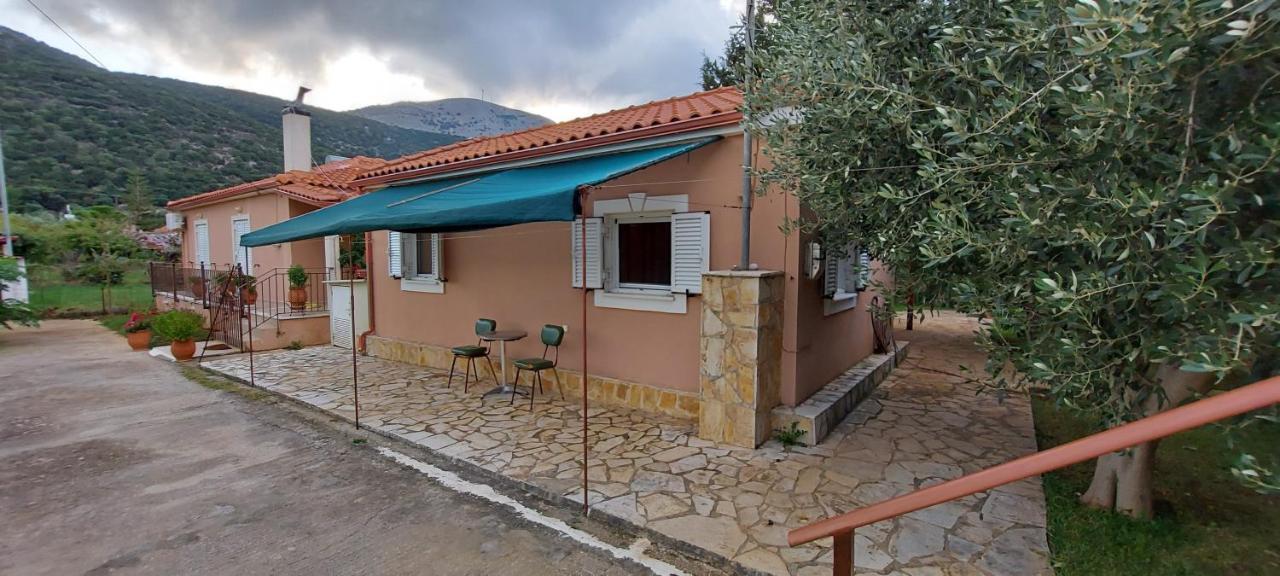 The Seasons Of Nickolas Agia Efimia Exterior photo